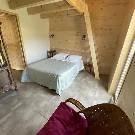 Deux Hermines Chalet